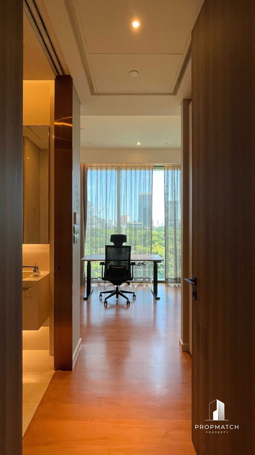 รูป PM005762✨Flash Deal ✨ Sindhorn Tonson ( 2Bed 2Bath 105SQM.) แต่งครบพร้อมอยู่ !! เพียง 140,000 บาทต่อเดือน Tel.0981315848 @propmatch - รูปที่ 4/19