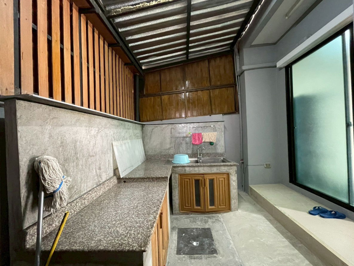 picture For Rent: Baan Klang Muang Rama 9 – Ramkhamhaeng 3-storey townhouse with full functionality in a prime and convenient location - 18/18