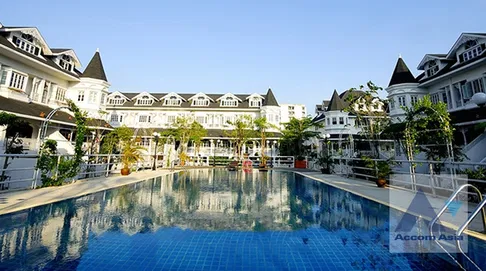 🔼🔽 AccomA 📩  4 BR Townhouse @Fantasia Villa 2 (AA44252)