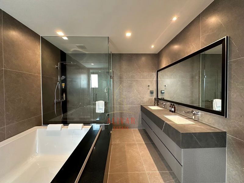 picture RH114525 Luxury house for rent Grand Bangkok Boulevard - Krungthepkreetha - 28/30