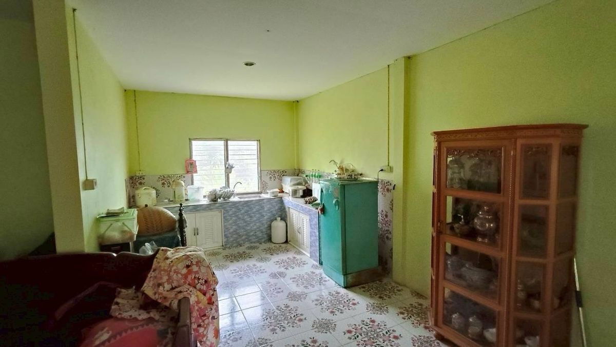 picture Lands for sale in Hua-hin 2 rai with a house - 16/17