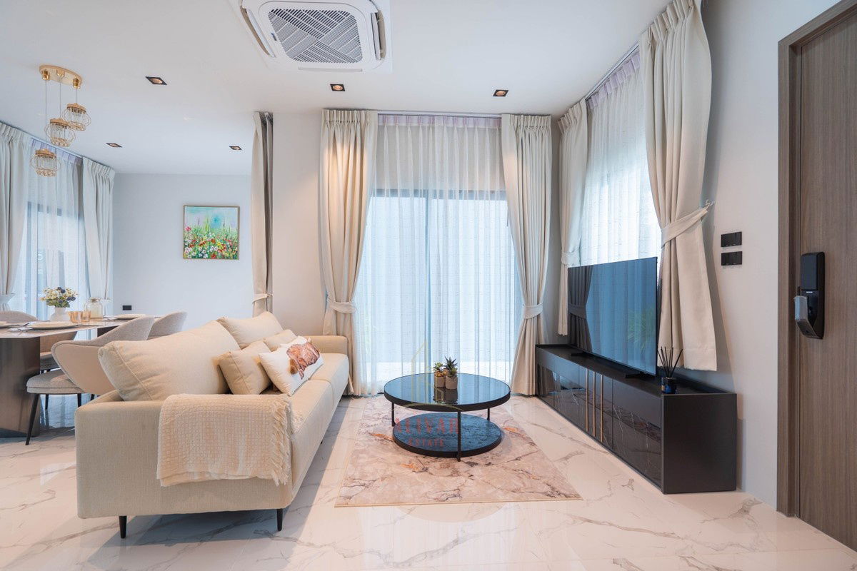 รูป RH114025 ให้เช่า ทาวน์โฮม 4 ชั้น 4 ห้องนอน at 89 Residence Ratchada-Rama 9 ใกล้ MRT ศูนย์วัฒธรรม - รูปที่ 1/12