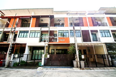 เช่าทาวน์โฮม วิทยาลัยเทคนิคราชสิทธาราม : ให้เช่า ทาวน์โฮม 3 ชั้น ซิกเนเจอร์ กัลปพฤกษ์ บางแค เพชรเกษม บางบอน 17 ตร.ว มีเฟอร์นิเจอร์บางส่วน ใกล้รถไฟฟ้า ใกล้ทางด่วน 