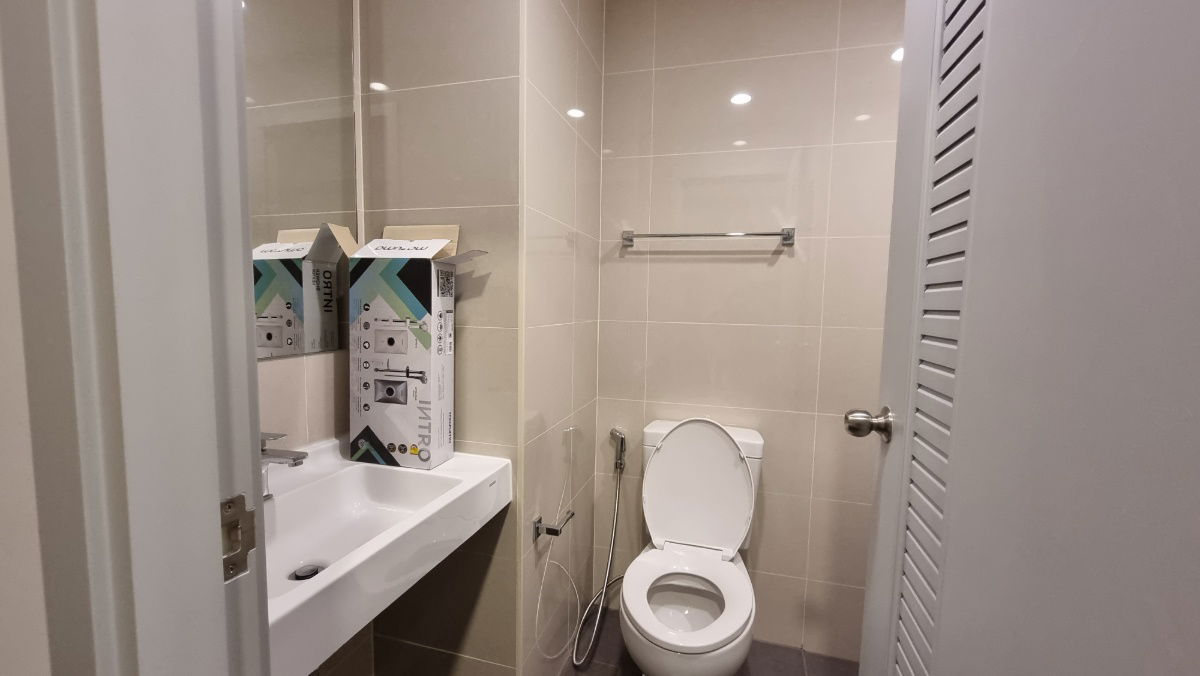 picture Condo for rent, A space Mega1, next to Mega Bangna mall,  only8,500 baht per month. - 9/15