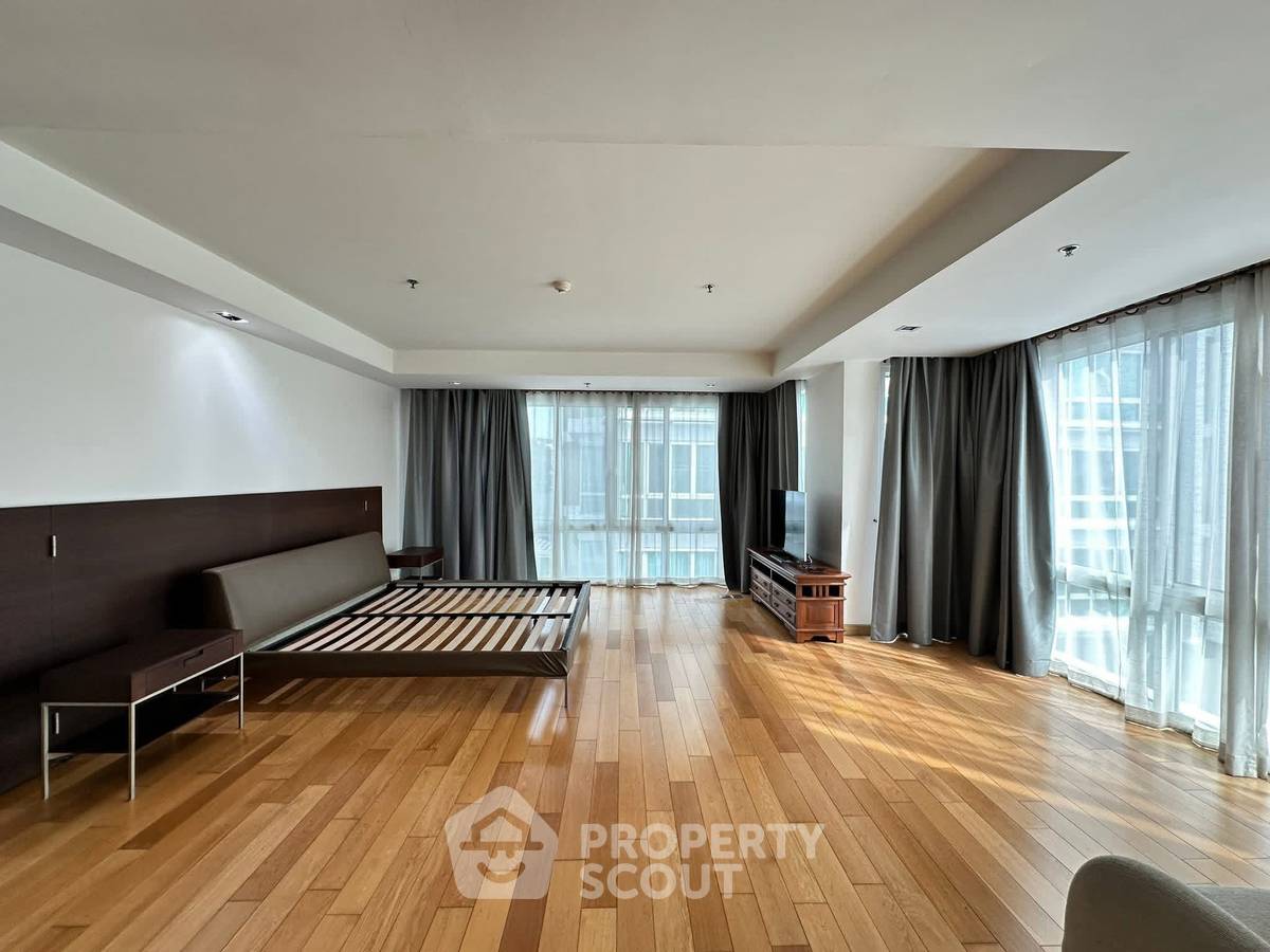 picture 4-BR Condo at Belgravia Residences Condominium near BTS Thong Lor (ID 2455113) - 10/17