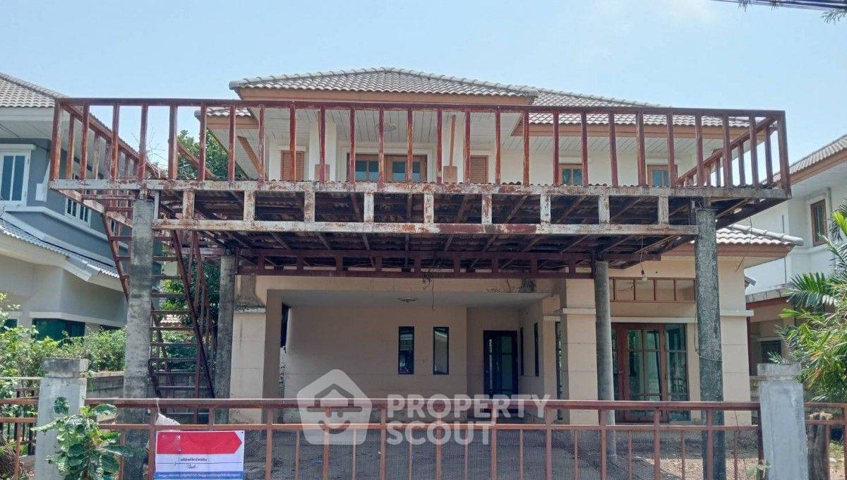 picture 3-BR House in Khlong Song Ton Nun (ID 2098169) - 1/5