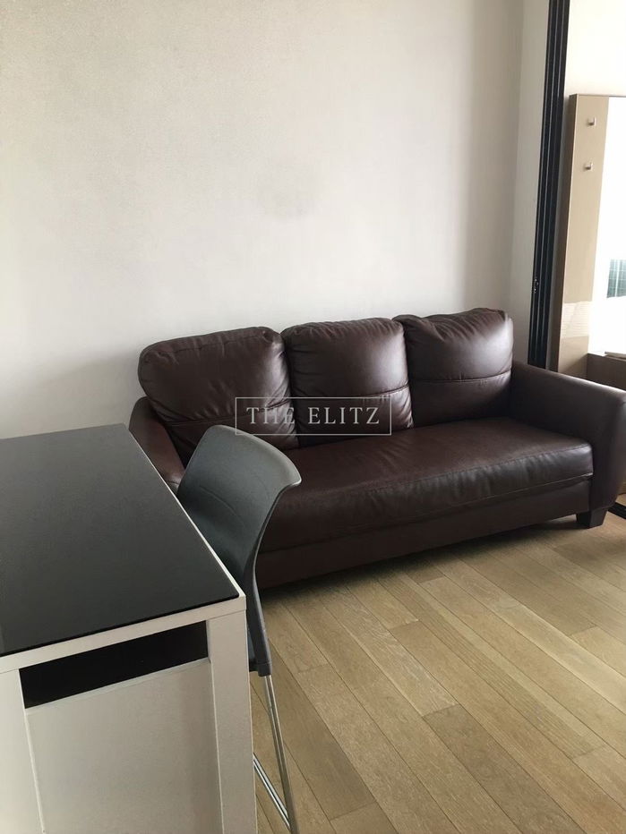 รูป ✨ คอนโดที่มาพร้อมกับฟังก์ชันการใช้งานที่ลงตัวและคุณภาพชีวิตที่ดี Noble Revo Silom 🎉 - รูปที่ 2/14