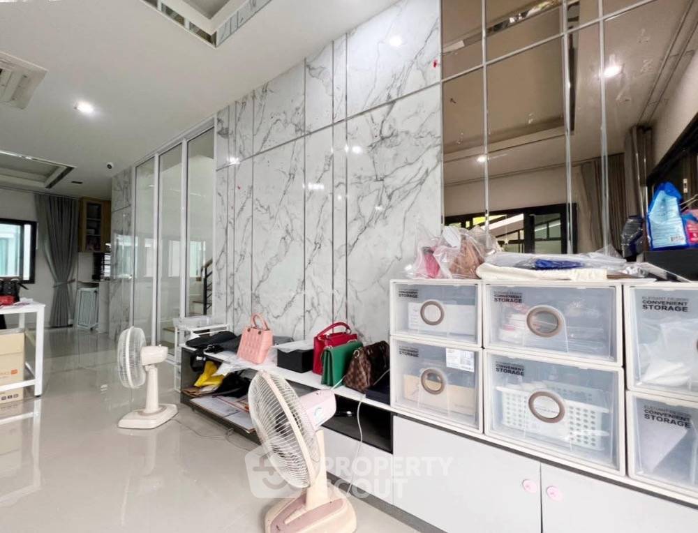 รูป บ้าน 4-ห้องนอน ใน บางกร่าง (ID 2052860) - รูปที่ 12/15