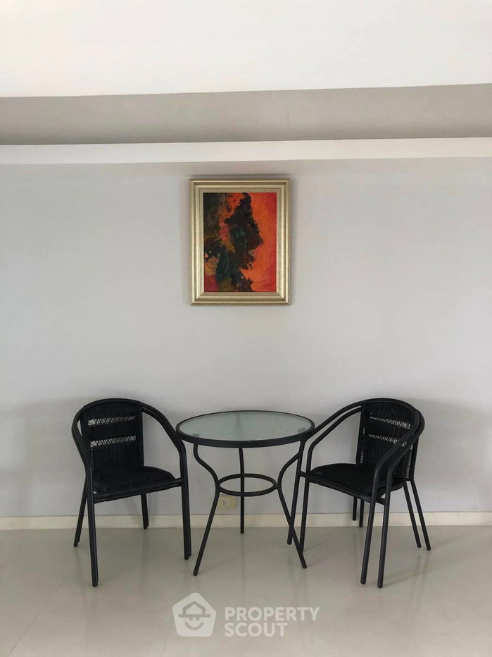 picture 3-BR Condo at Sunshine Beach Condotel close to Pattaya (ID 2434964) - 12/14