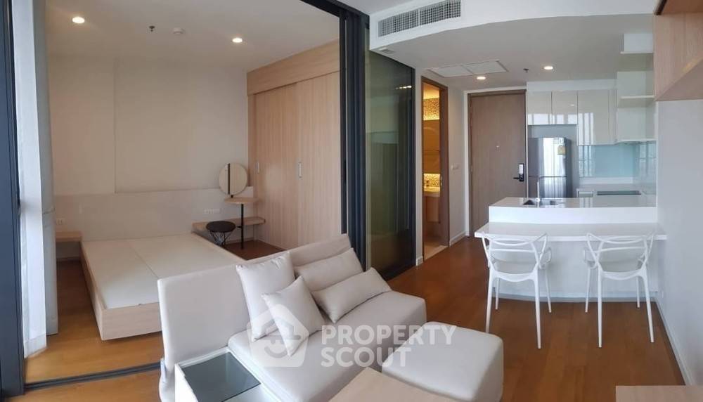 picture 1-BR Condo at Bright Wongwian Yai near BTS Pho Nimit (ID 384226) - 3/6