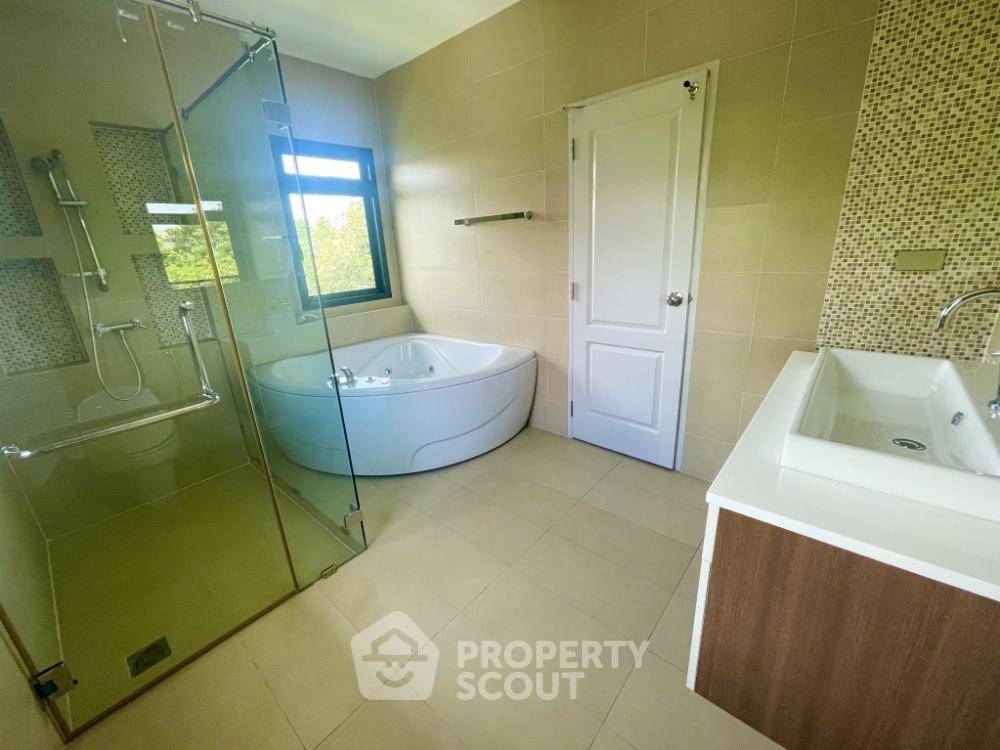 picture 4-BR House near MRT Bang Rak Noi Tha It (ID 1497366) - 10/26