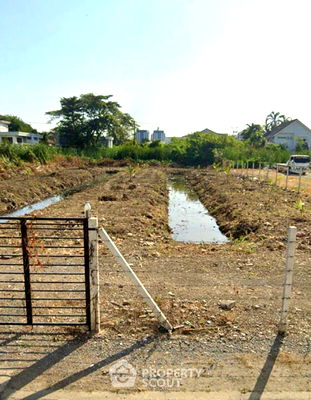 ที่ดิน ถนนติวานนท์ : ที่ดินสำหรับปล่อยขาย 1,496 ตารางเมตร แถว ใน บางกระสอ (ID 2079607)