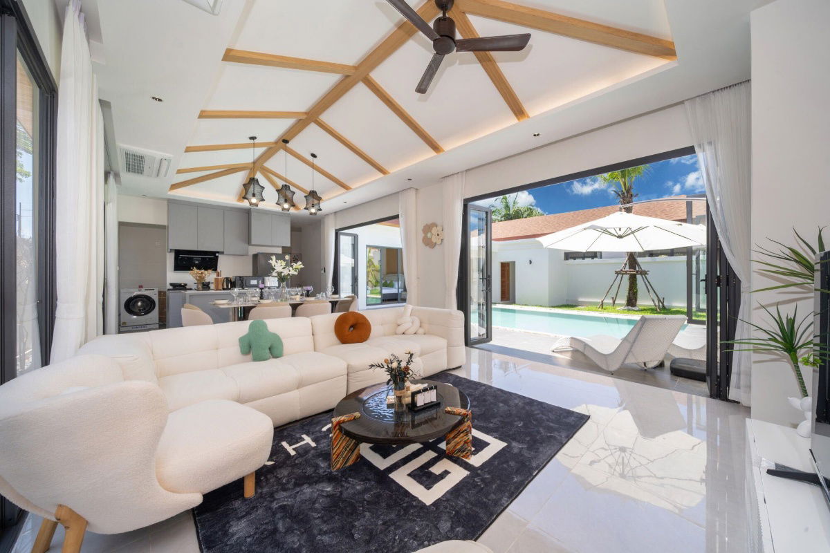 picture Contemporary 4-Bedroom Villa with Private Pool in Rawai, Phuket - U1701682 - 3/16