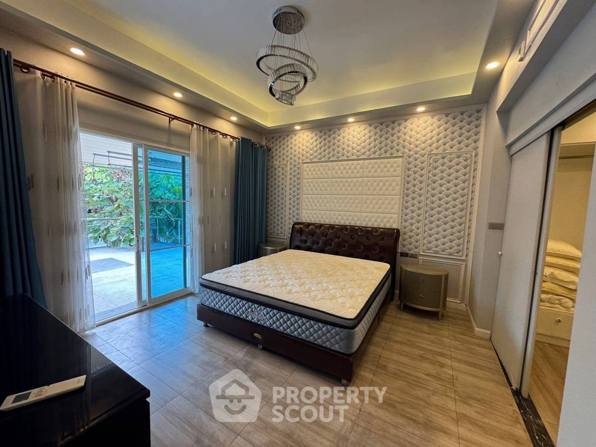 รูป วิลล่า 4-ห้องนอน ใกล้ พัทยาเหนือ (ID 2103538) - รูปที่ 12/16