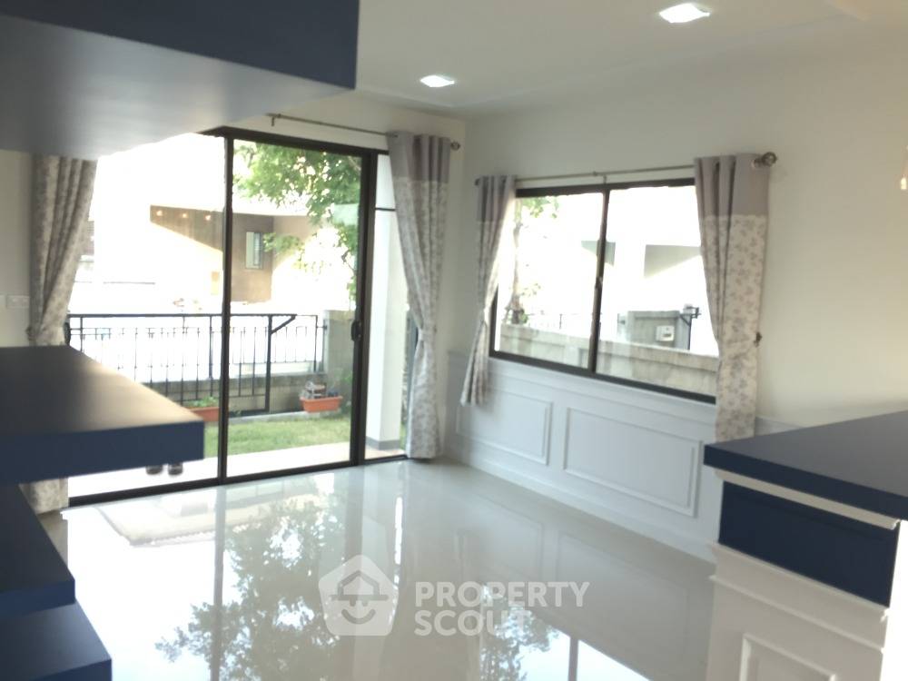 รูป บ้าน 3-ห้องนอน ที่ โกลเด้น วิลเลจ บางนา-กิ่งแก้ว ใกล้ ท่าอากาศยานสุวรรณภูมิ (ID 1847773) - รูปที่ 9/23