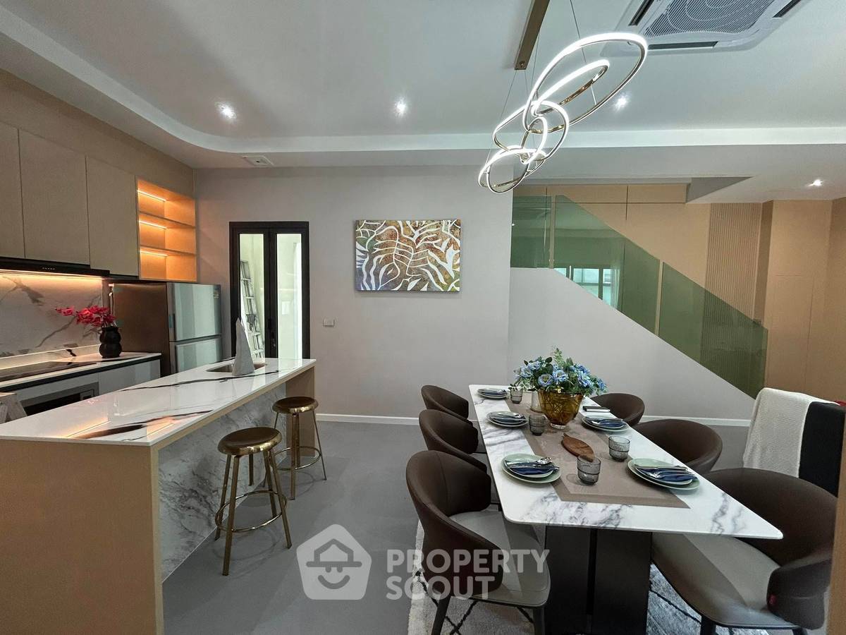 รูป วิลล่า 4-ห้องนอน ใกล้ พัทยาใต้ (ID 2102081) - รูปที่ 7/14