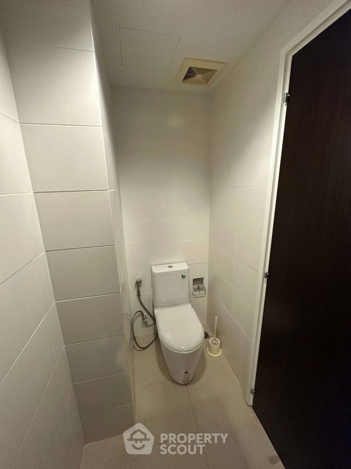 picture 2-BR Condo at Knightsbridge Bearing near BTS Bearing (ID 2083339) - 14/16