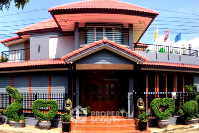 Houses for sale Nonthaburi : 3-BR House in Bang Phut (ID 1927742)