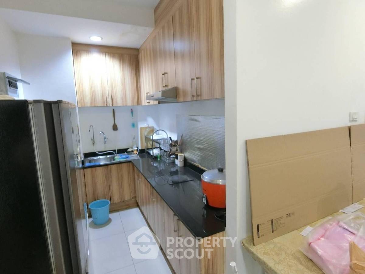 picture 2-BR Condo at Country Complex Bangna near BTS Bang Na (ID 1267410) - 25/33