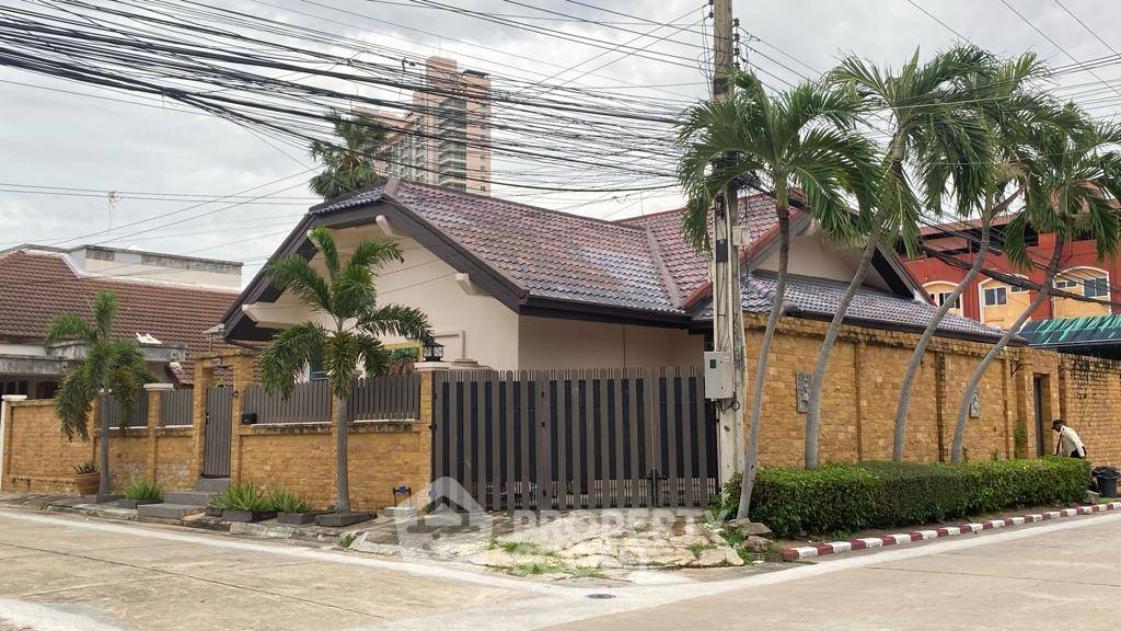 รูป วิลล่า 3-ห้องนอน ที่ จอมเทียน คอนโดเทล และหมู่บ้าน (วิลล่า) ใกล้ พัทยาใต้ (ID 1879347) - รูปที่ 1/12