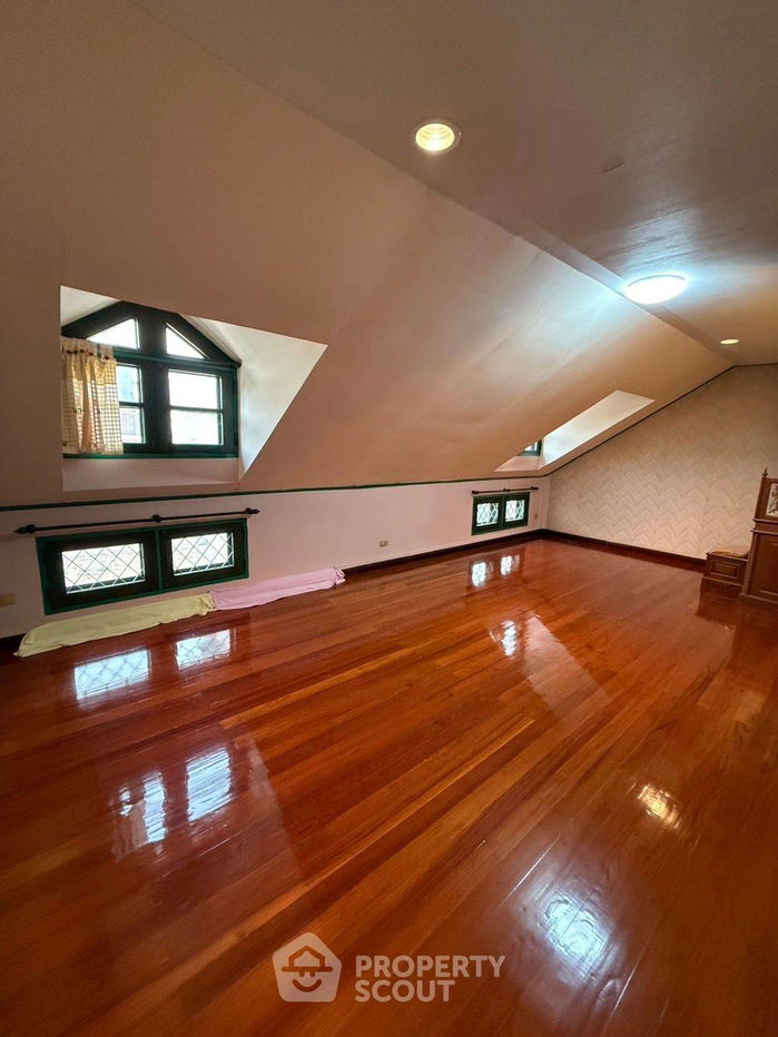 รูป ทาวน์เฮาท์ 7-ห้องนอน ใน บางโคล่ (ID 2104554) - รูปที่ 24/24