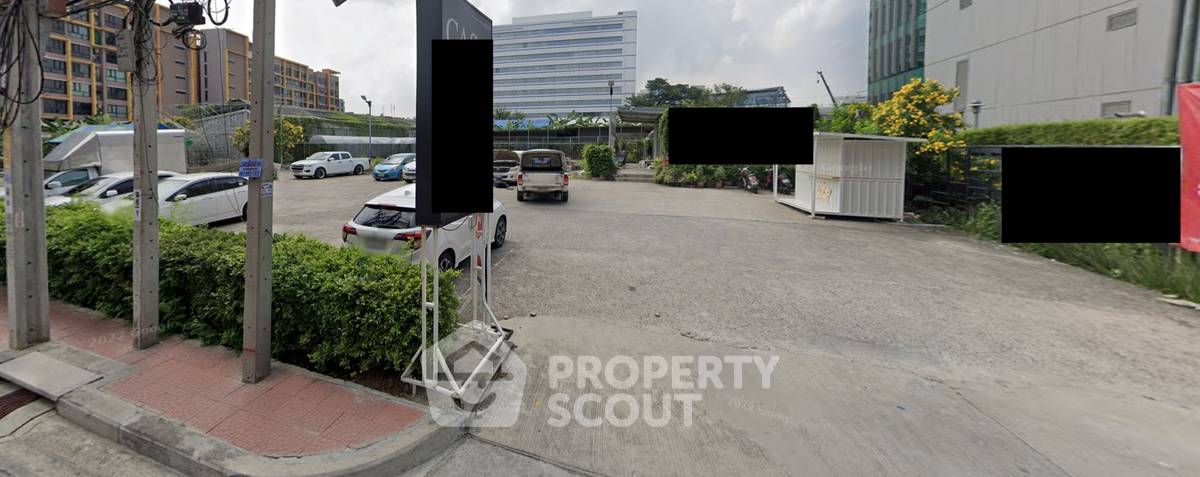 รูป ที่ดินสำหรับปล่อยขาย 2,464 ตารางเมตร แถว ใน ทุ่งสองห้อง (ID 1440089) - รูปที่ 3/5