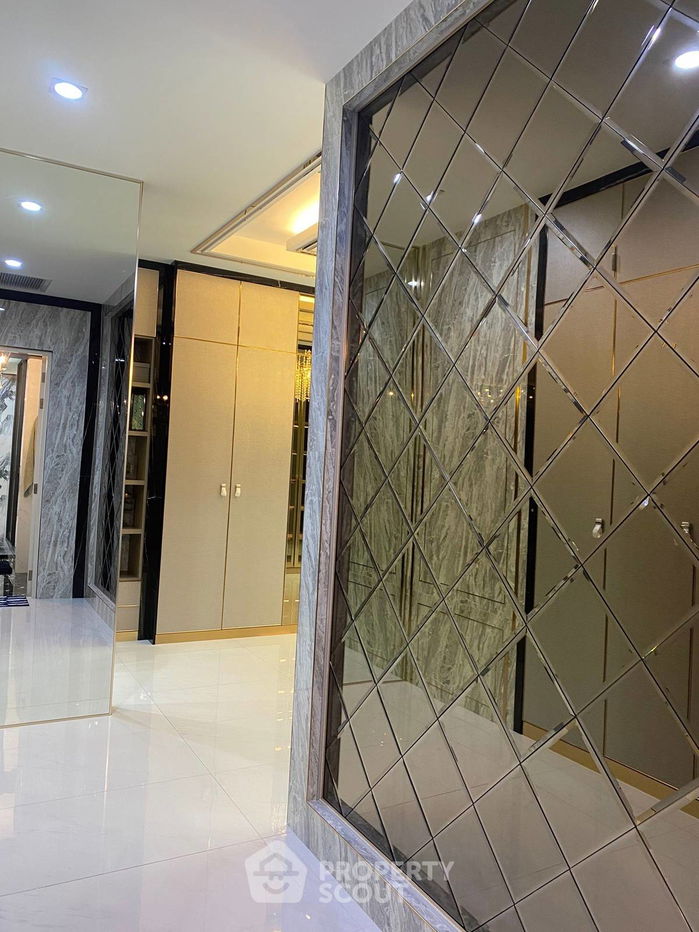 รูป บ้าน 4-ห้องนอน ใน ลาดพร้าว (ID 939334) - รูปที่ 11/18