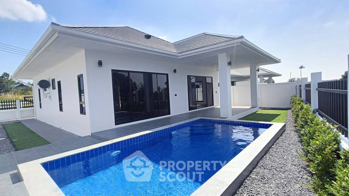 รูป วิลล่า 2-ห้องนอน ใน วังก์พง (ID 2454213) - รูปที่ 1/22