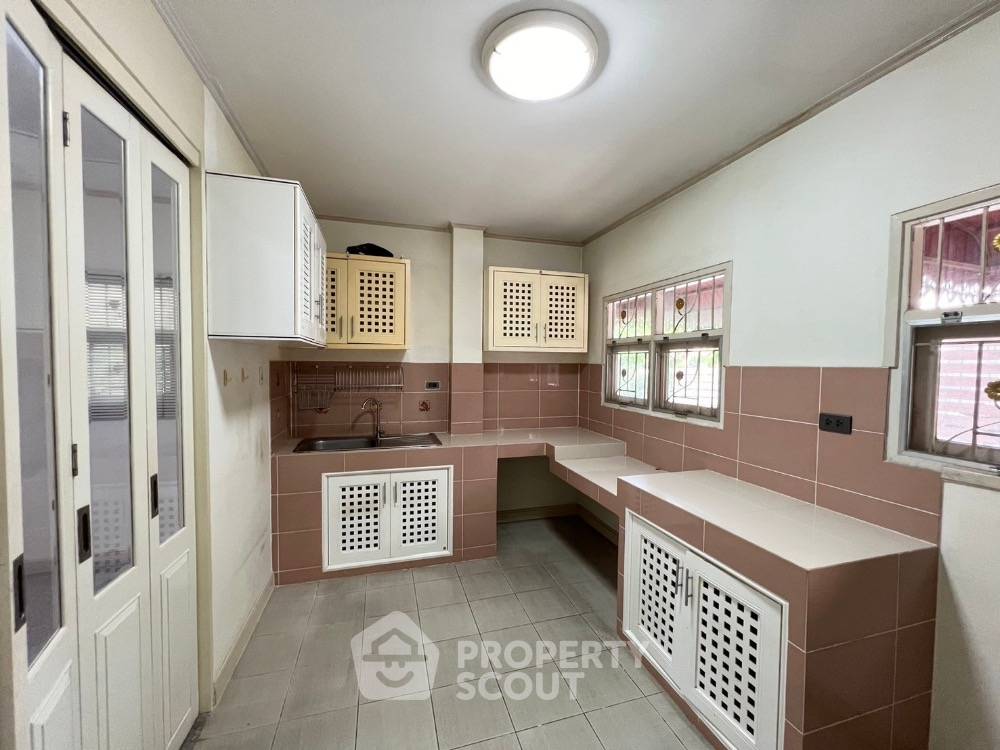 รูป บ้าน 3-ห้องนอน ที่ พาร์คเวย์ ชาเล่ต์ รามคำแหง ใน มีนบุรี (ID 1751066) - รูปที่ 22/31