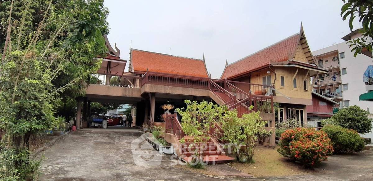 รูป ที่ดินสำหรับปล่อยขาย 1,592 ตารางเมตร แถว ใน บางบำหรุ (ID 1404335) - รูปที่ 1/3