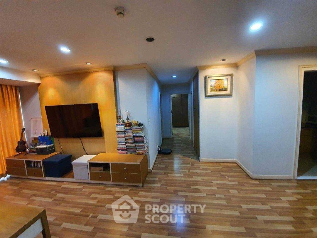 picture 2-BR Condo at Fragrant 71 Condominium near BTS Phra Khanong (ID 1892494) - 7/19