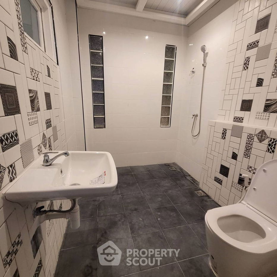 รูป บ้าน 5-ห้องนอน ใกล้ หาดเขาตะเกียบ (ID 2084421) - รูปที่ 7/17