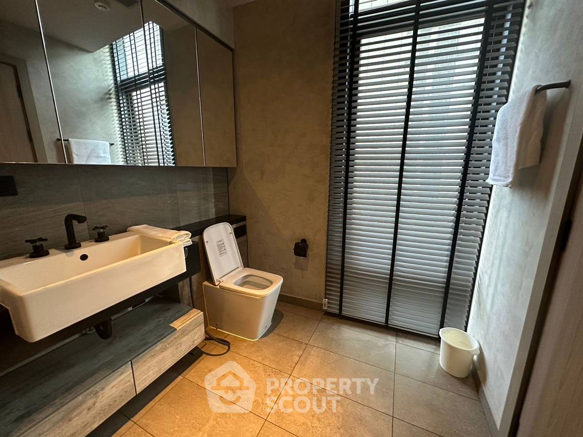 picture 2-BR Condo at The Lofts Asoke near MRT Phetchaburi (ID 1034202) - 11/12
