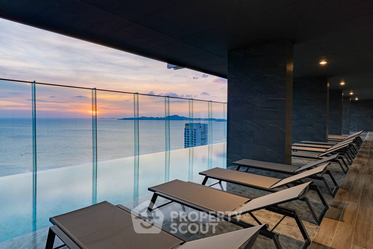 picture 2-BR Condo at The Panora Pattaya close to Phratamnak (ID 1450105) - 3/27