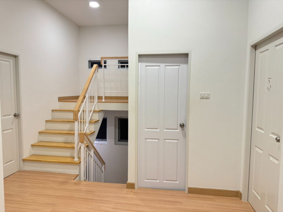 picture Two-storey detached house for sale  4 bedrooms 3 bathrooms and 3 parkings. - 13/26