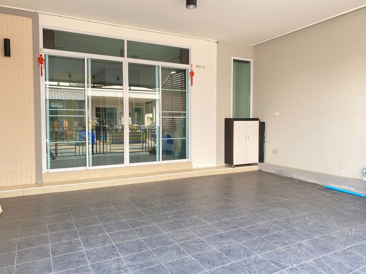 picture Two-story townhouse for sale 3 bedrooms 3 bathrooms and 1 parking. - 2/15