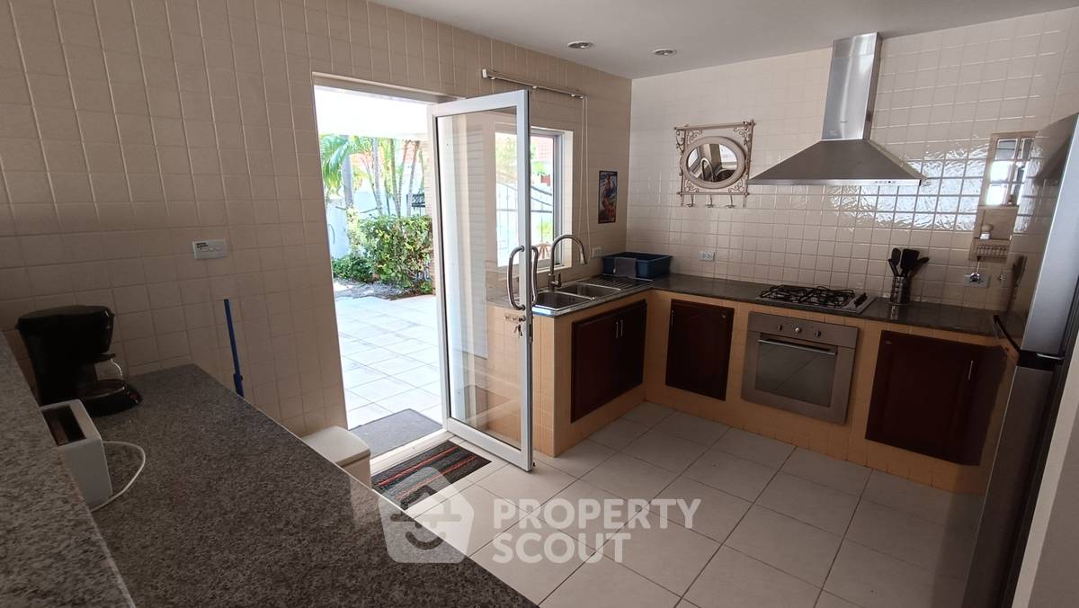 รูป วิลล่า 3-ห้องนอน ใน สามร้อยยอด (ID 2091122) - รูปที่ 12/21