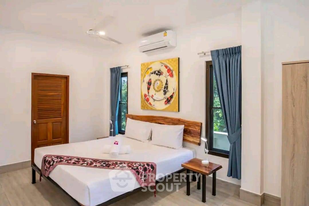 รูป วิลล่า 5-ห้องนอน ใกล้ จุดชมวิวแหลมพรหมเทพ (ID 1343757) - รูปที่ 9/11