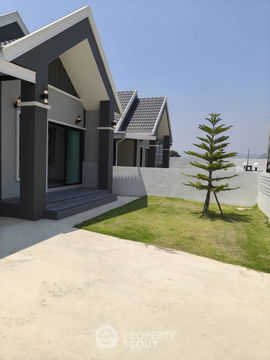 บ้าน 3-ห้องนอน ใน สามพระยา (ID 2080957)