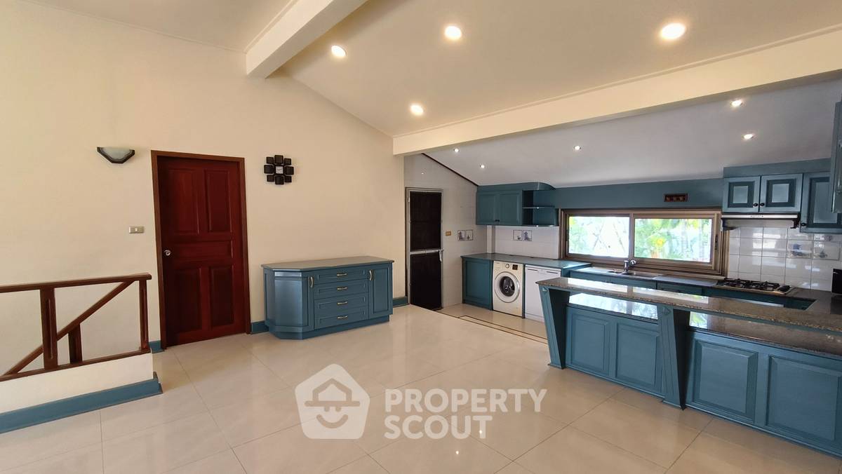 รูป บ้าน 4-ห้องนอน ใกล้ เมืองหัวหิน (ID 2018222) - รูปที่ 24/33