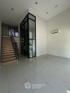 1-BR Townhouse in Anusawari (ID 2448763)