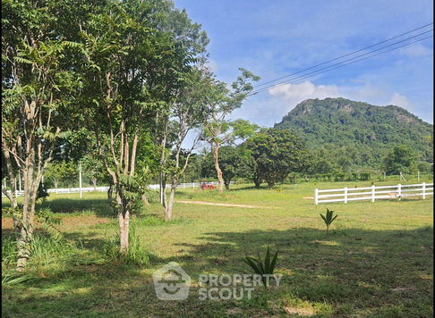 32,000 m² Land for Sale close to Bang Lamphu (ID 2102462)
