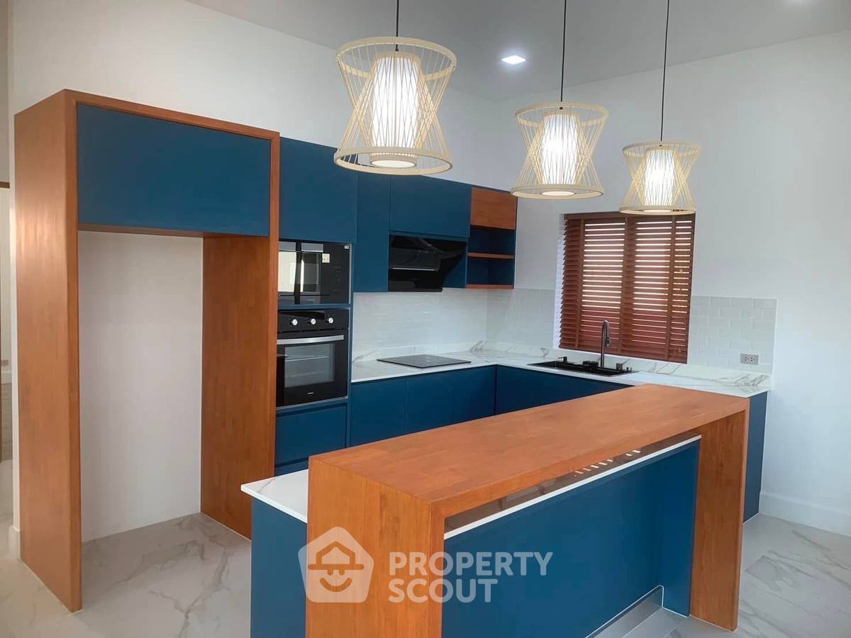 รูป วิลล่า 4-ห้องนอน ใน ทับใต้ (ID 2036525) - รูปที่ 3/11