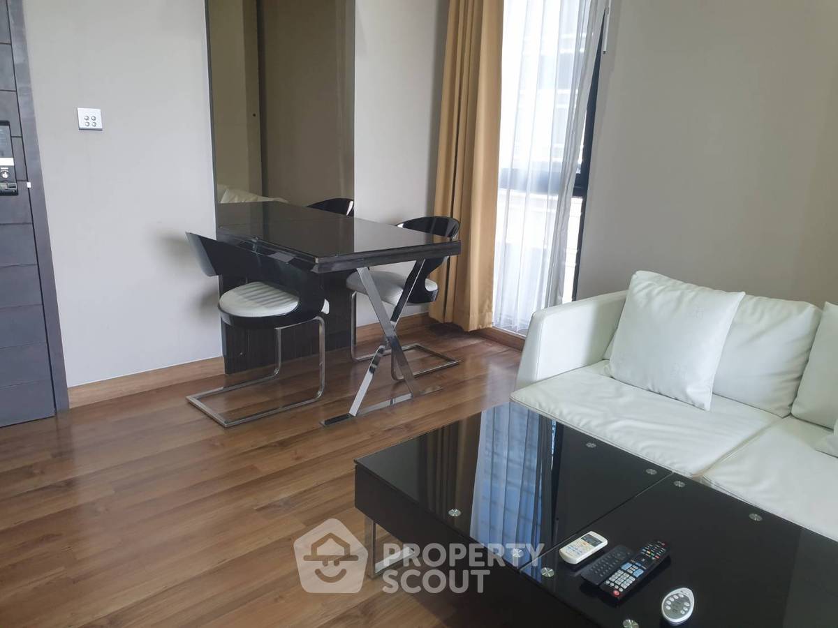 รูป คอนโด 1-ห้องนอน ที่ ไอวี่ แอมพิโอ รัชดา - พระราม 9 ใกล้ MRT ศูนย์วัฒนธรรมแห่งประเทศไทย (ID 825178) - รูปที่ 3/12