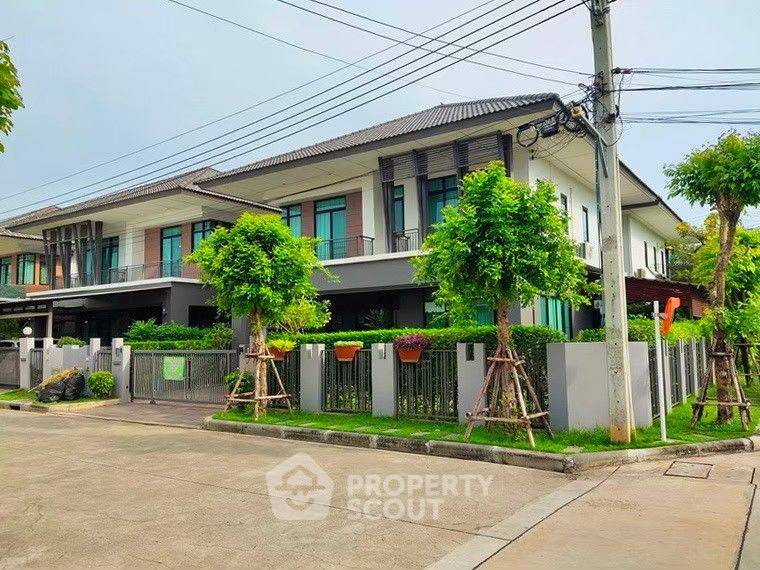 รูป ทาวน์เฮาท์ 4-ห้องนอน ที่ เอโทล จาวา เบย์ ใกล้ ท่าอากาศยานสุวรรณภูมิ (ID 2150390) - รูปที่ 2/8