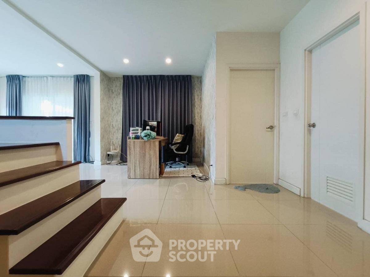 รูป บ้าน 3-ห้องนอน ใน ศาลากลาง (ID 1844493) - รูปที่ 8/18