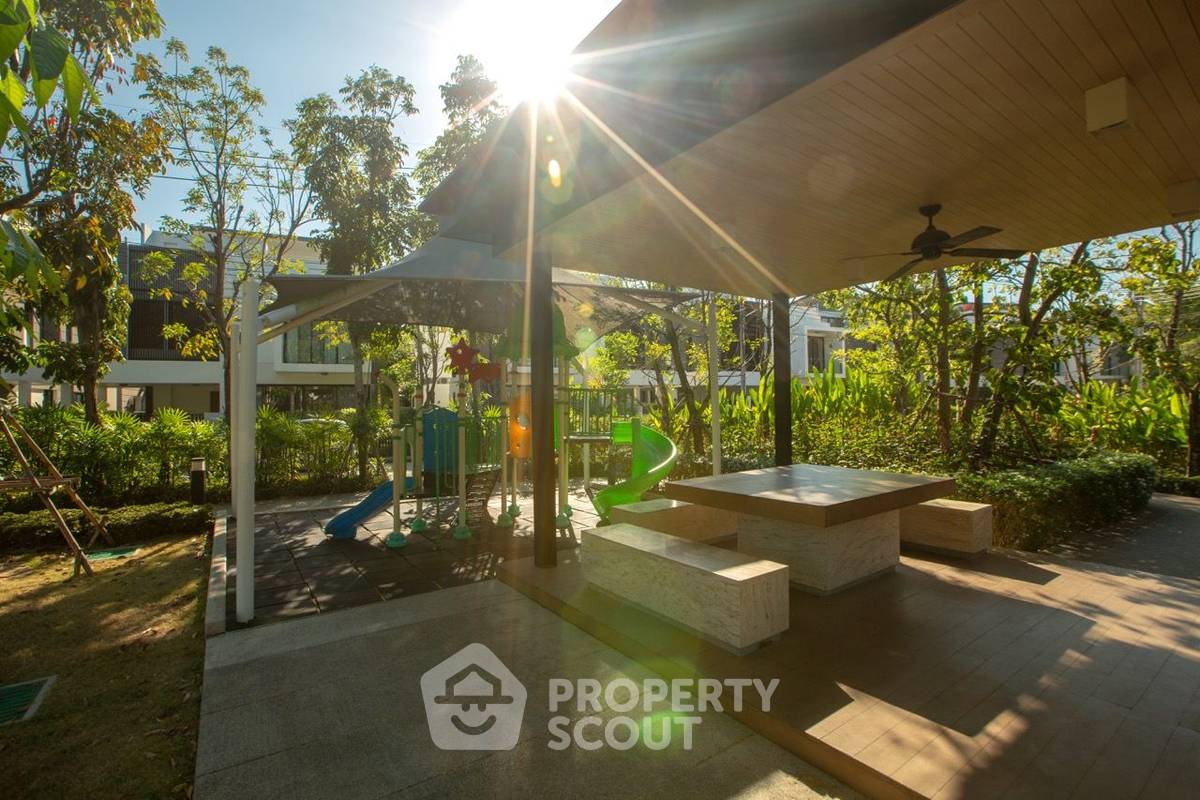 picture 5-BR Townhouse at Laguna Park close to Laguna (ID 2453725) - 40/46