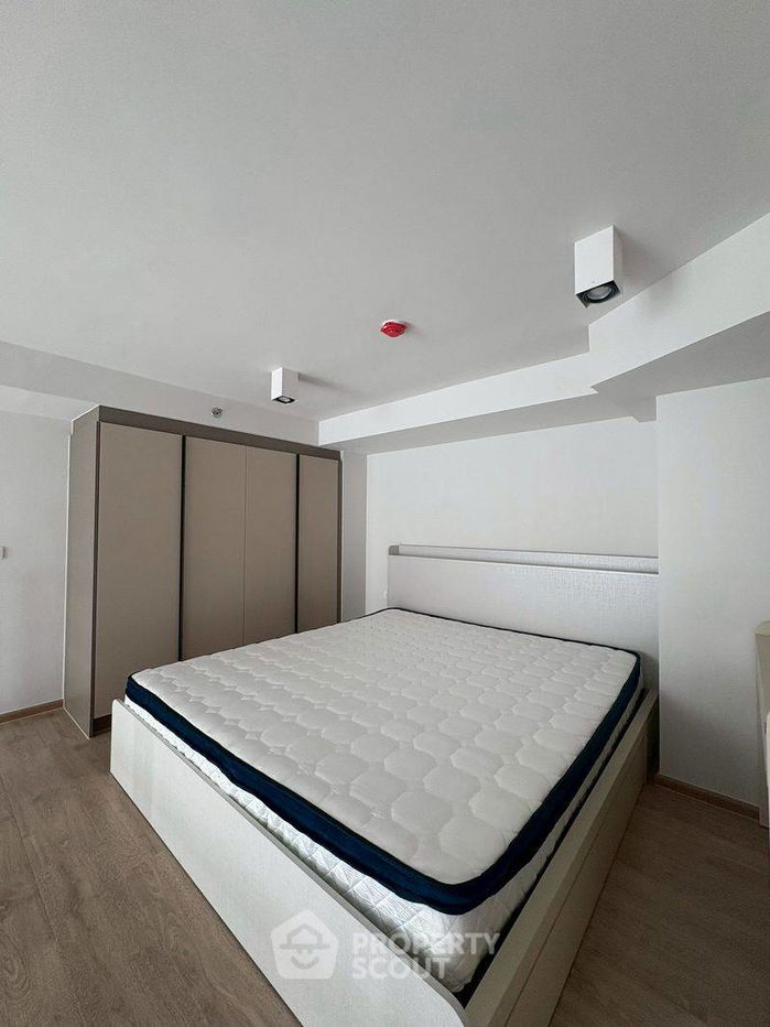 picture 1-BR Condo at Ideo Rama 9 - Asoke near MRT Phra Ram 9 (ID 2452637) - 7/14