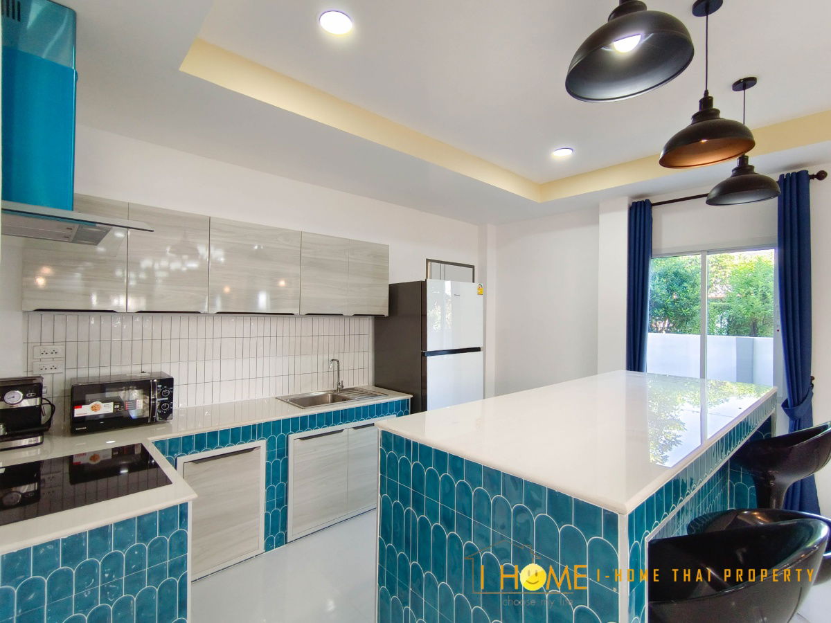 รูป ให้เช่า Pool villa 2 ชั้นหลังใหญ่ 14 ห้องนอน 15 ห้องน้ำ 1 ห้องครัว 3 ที่จอดรถ - รูปที่ 52/72