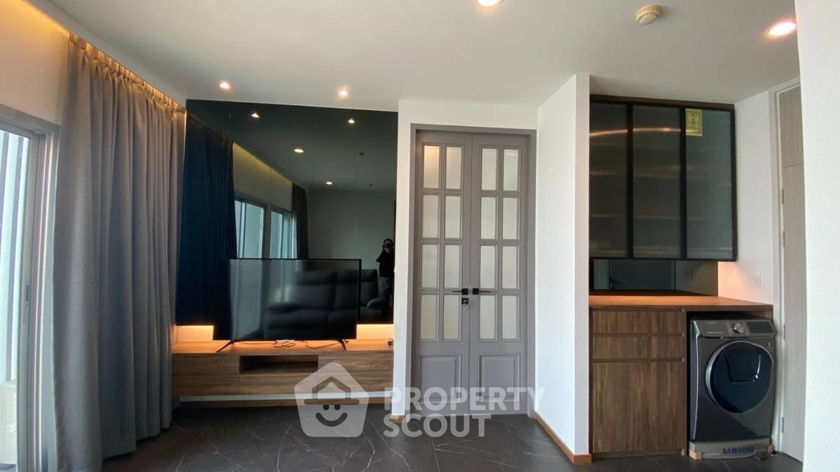 picture 2-BR Condo at Noble Revolve Ratchada near MRT Thailand Cultural Centre (ID 2072357) - 2/8